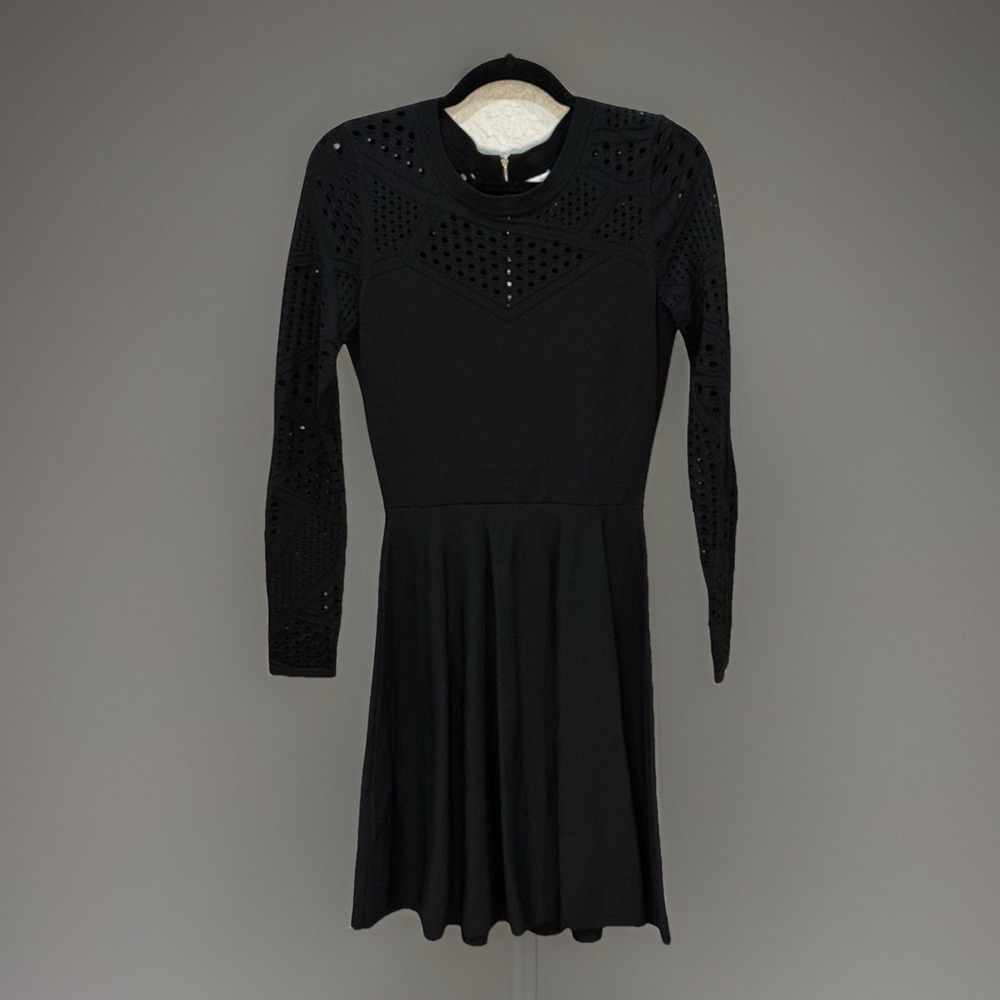 Milly Pointelle Fit & Flare Black Long Sleeve Knit Dress Sz P Romantic Feminine - Picture 2 of 10